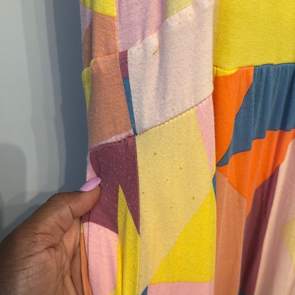 Torrid Geometric Sumer Soft Maxi Size 1 - Picture 6 of 7